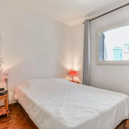 1 Bedroom Apartment For 6 Appartamento *