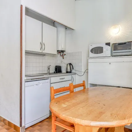 1 Bedroom Apartment For 6 * Agde
