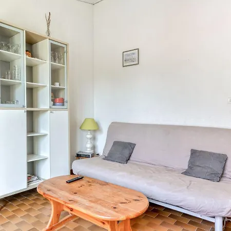 Appartamento 1 Bedroom Apartment For 6 *
