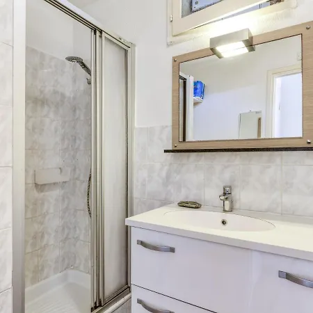 1 Bedroom Apartment For 6 Agde